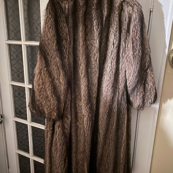 HRO Men’s Genuine Beaver fur coat - Picture 3 of 3